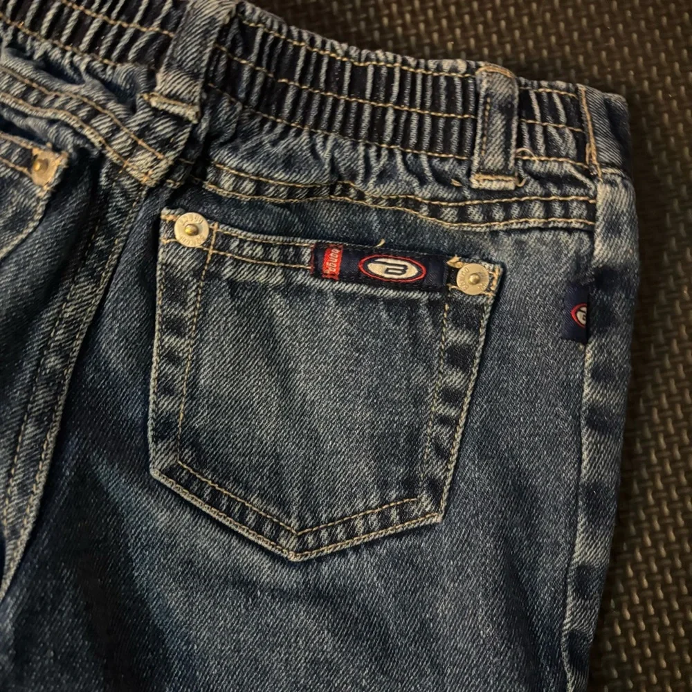 Bongo Denim Shorts Red Heart Embroidered Pockets Toddler 4T - Picture 4 of 6